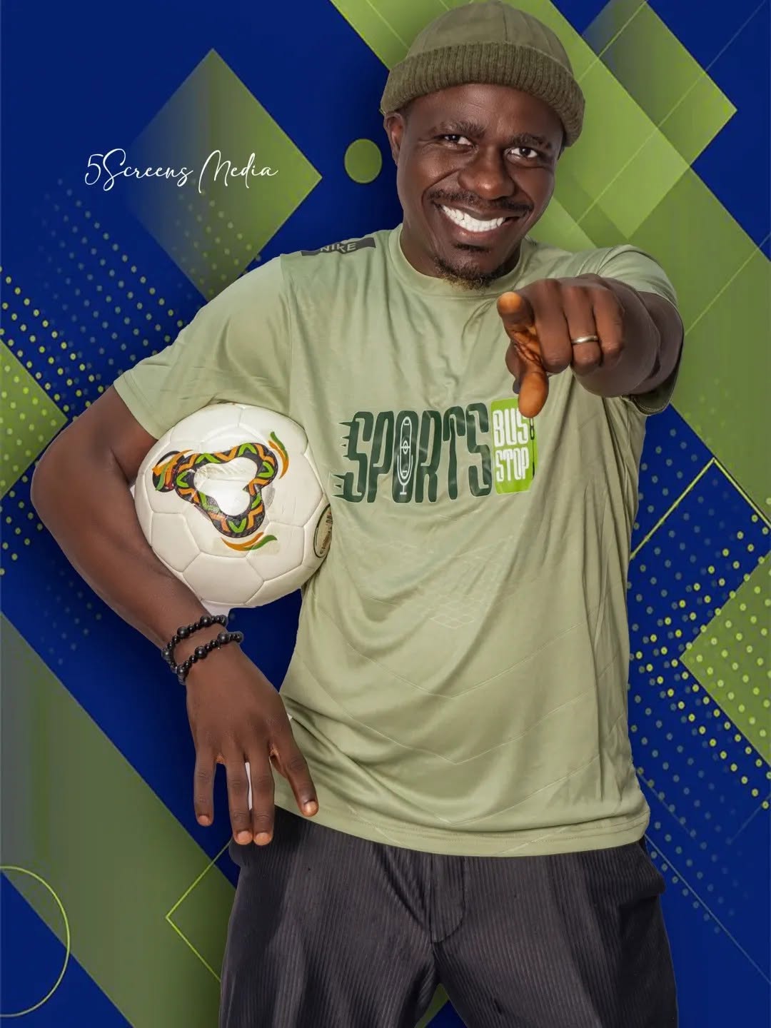 Edafe Dmouthpiece as football analyst on Sports Buststop